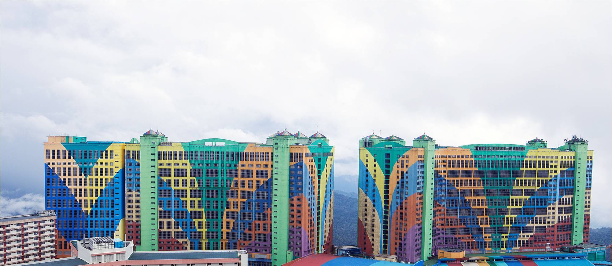 Resorts-World-Genting-Official-Photo-First-World-Hotel-2